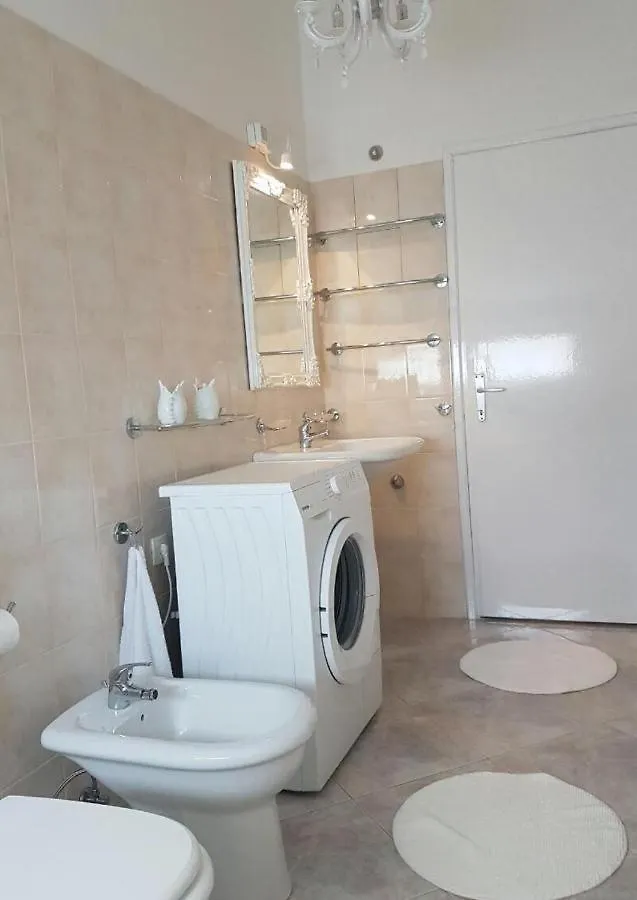 Apartments Christine By Partner Tourist Agency Umag 0*,