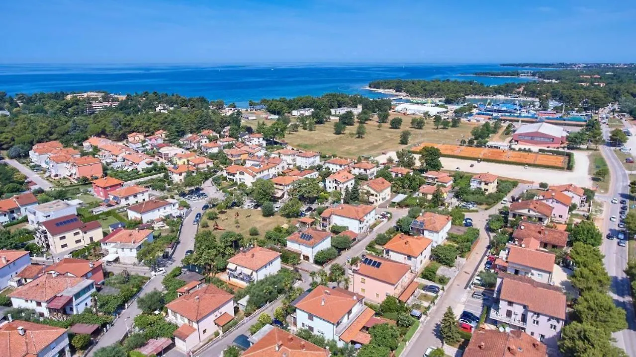 Apartments Christine By Partner Tourist Agency Umag Croatia